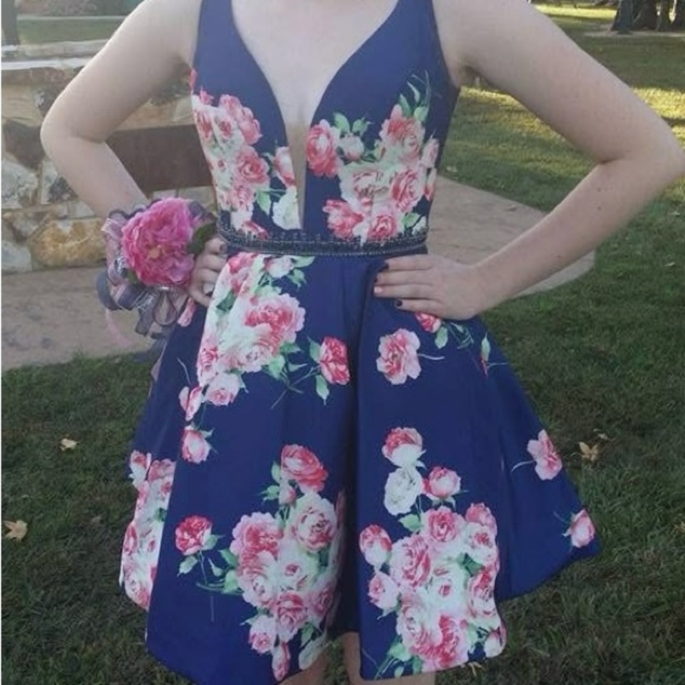 Sherri Hill size 6 Floral Dress - Picture 5 of 5